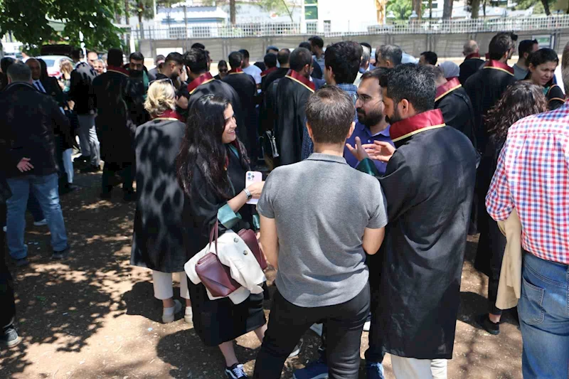 Diyarbakır Barosu’ndan silahlı saldırıya uğrayan meslektaşları için açıklama
