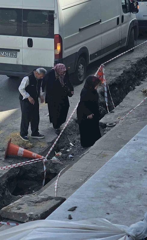 Zonguldak’ta alt yapı çalışması tehlikeye davetiye çıkartıyor
