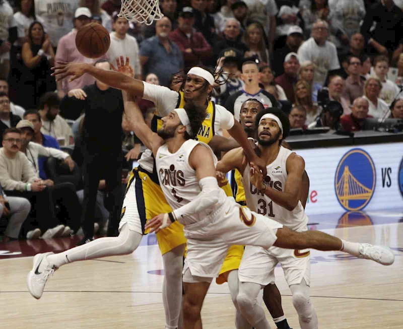 Indiana son saniyede attı, seriyi 2-0 yaptı
