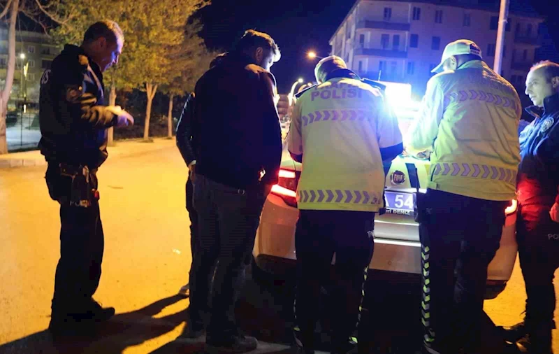 Alkollü yakalanan motosiklet sürücüsü polise dert yandı: 