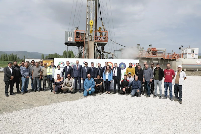 Simav’da ikinci jeotermal su kuyusu devreye alındı
