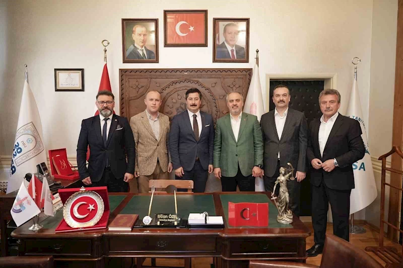 Alinur Aktaş’tan Başkan Özel’e ziyaret
