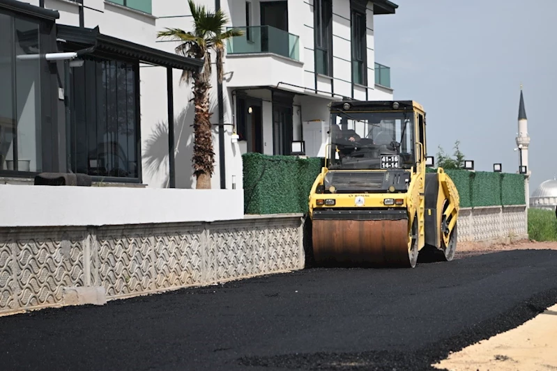 Sarımeşe Mahallesi’ne 750 tonluk asfalt
