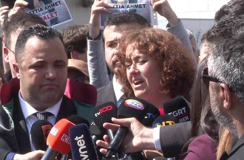 Ahmet Minguzzi’nin annesi: 