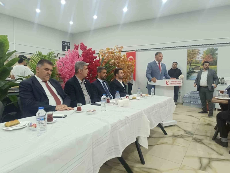Yeniden Refah Partisi Türkoğlu İlçe Başkanı istifa etti
