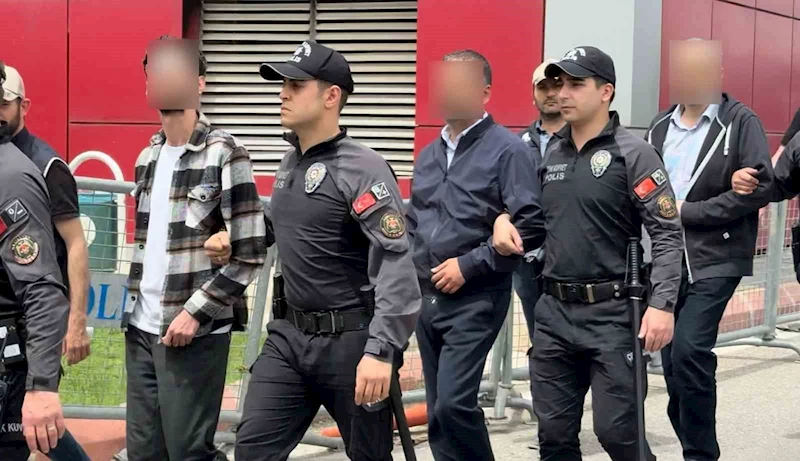 Dev FETÖ operasyonunda gözaltına alınan 225 şüpheli adliyeye sevk edildi
