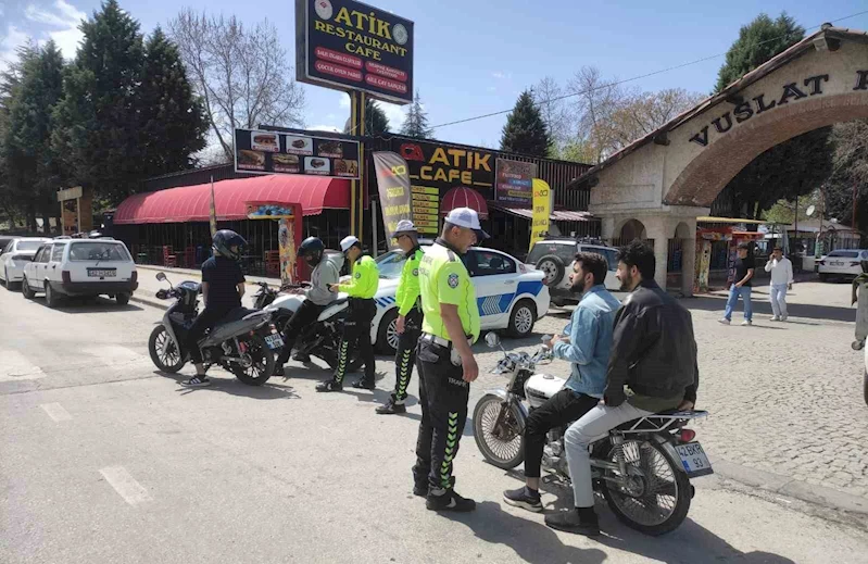 Beyşehir’de kask takmayan motosikletliler kameralardan belirlenip ceza yazılıyor
