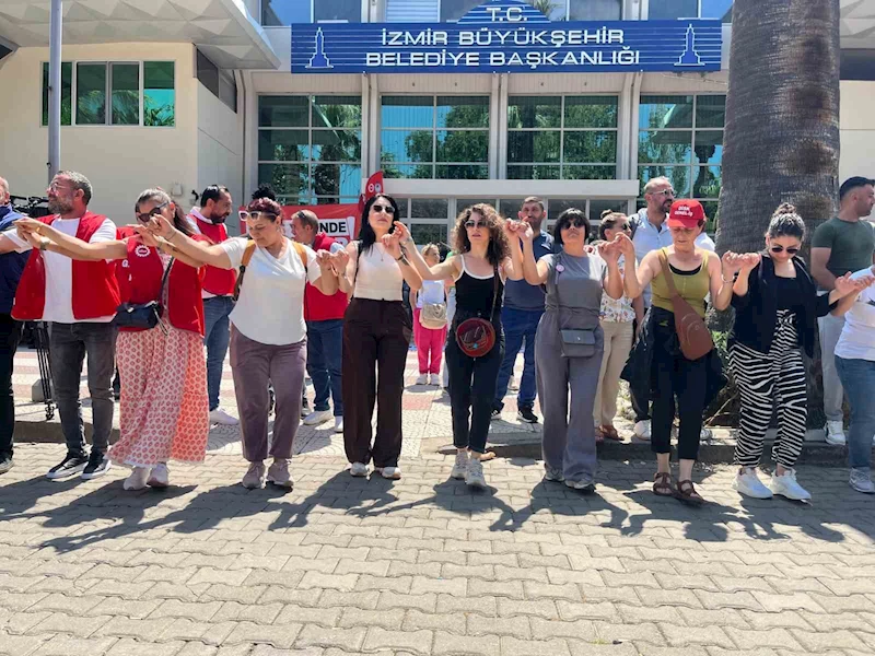 İzmir Büyükşehir Belediyesi’nde grev dördüncü gününde
