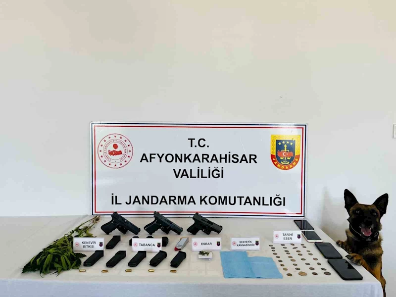 Uyuşturucu operasyonunda 2’si çocuk 4 kişi gözaltına alındı
