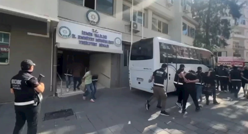 İzmir’de silahlı suç örgütüne şafak operasyonu: 17 tutuklama
