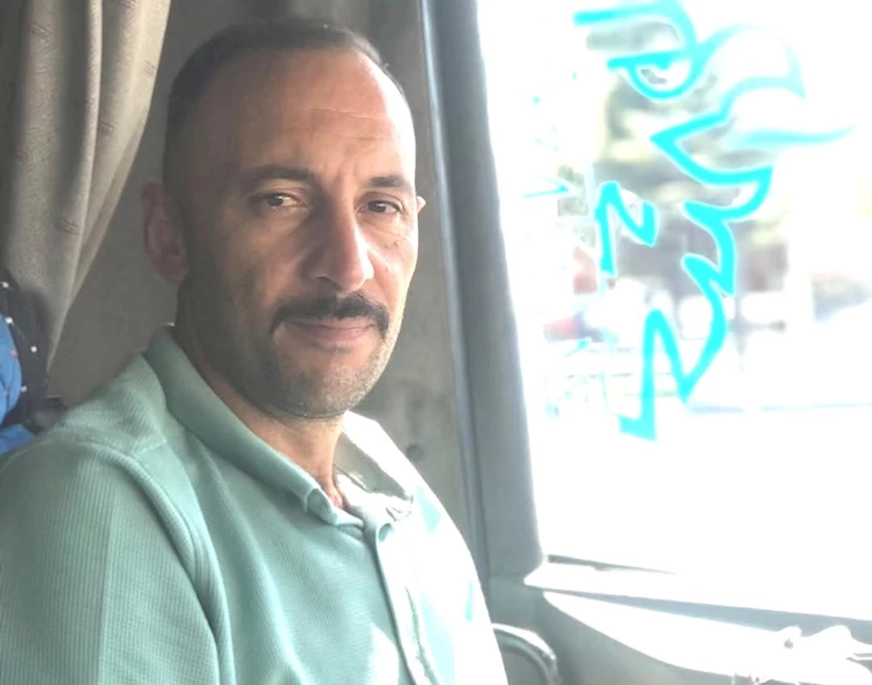 Kütahya’da tır devrildi, sürücüsü hayatını kaybetti
