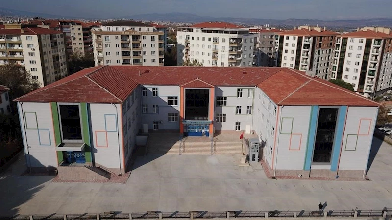 Manisa’da 270 binden fazla öğrenci karne alacak
