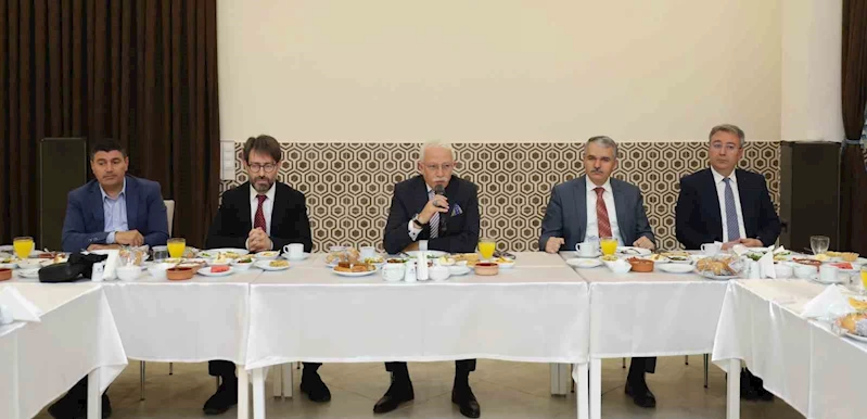 NEÜ’de kaliteyi zirveye taşımak için gelecek adımlar belirlendi
