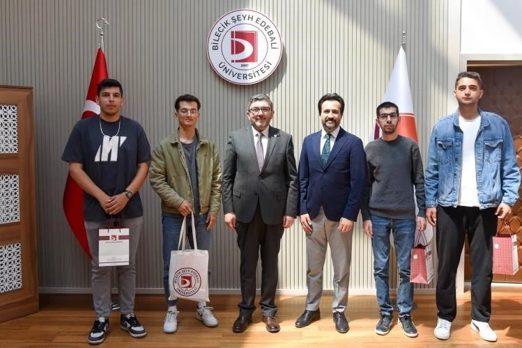 Başarılı genç sporcu Bilgin’e Rektörü Kaplancılı’dan tebrik
