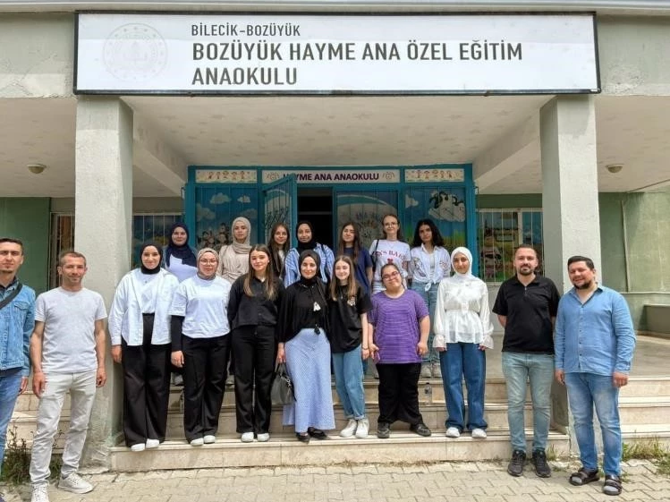 Özel eğitim uygulamalarını yerinde gözlemlediler
