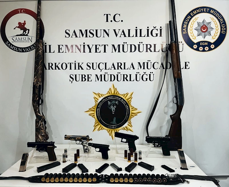 Samsun’da 5 tabanca ele geçirildi: 2 gözaltı
