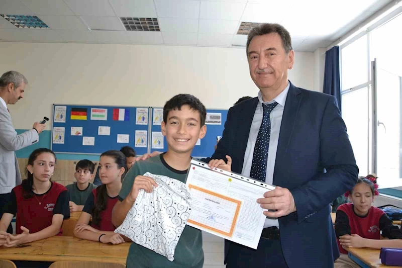 Öğrencilerin yaz tatili başladı
