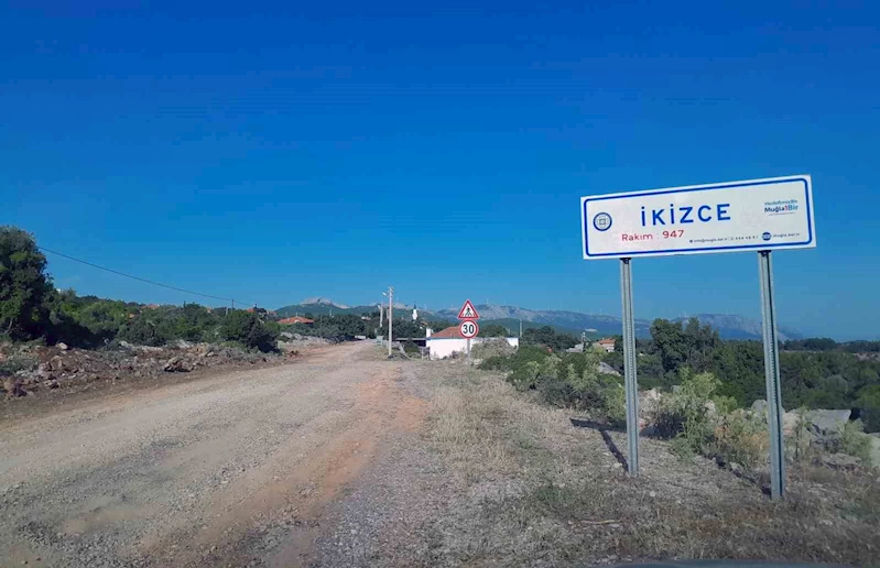 Kozağaç yol ayrımı İkizce arası asfaltı yenileniyor
