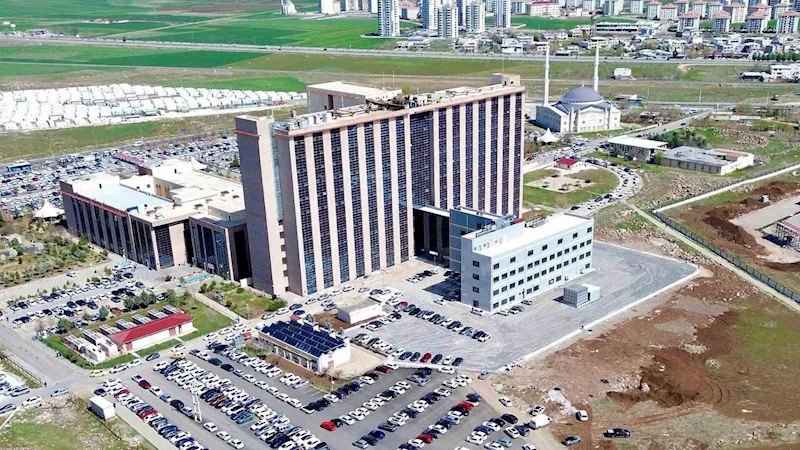 Gazi Yaşargil Eğitim ve Araştırma Hastanesi’nde Enerji Verimliliği KABEV Projesi hayata geçiyor
