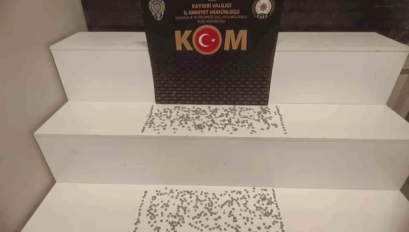 Tarihi eser kaçakçıları yakayı ele verdi

