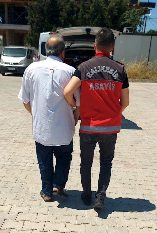 Balıkesir’de 35 yıl hapis cezasıyla aranan şahıs yakalandı
