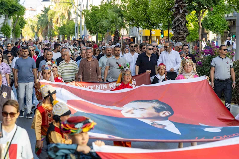 Minikler Türkiye Halk Oyunları Şampiyonası Manavgat’ta başladı
