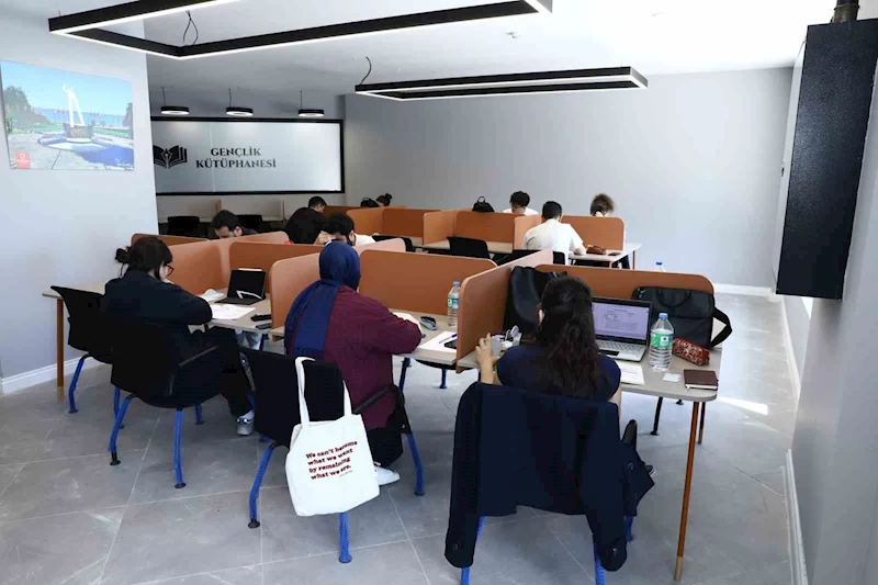 Ordu Gençlik Kütüphanesi, YKS öncesi öğrencilerin kamp merkezi oldu
