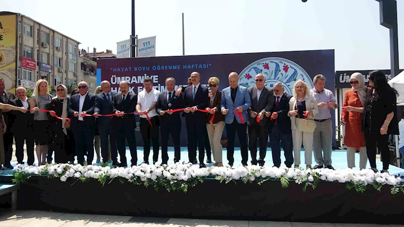 Ümraniye’de ‘Halk Eğitimi Merkezi Yıl Sonu Sergisi’ açıldı
