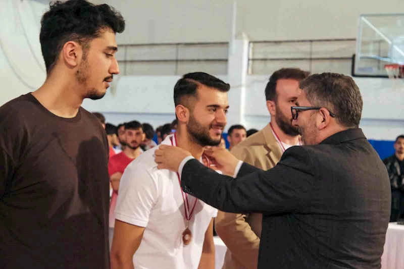 Bahar Spor Müsabakaları ödülleri sahiplerini buldu
