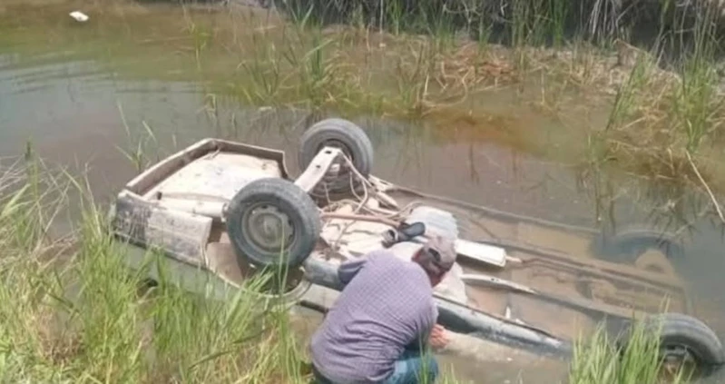 Sulama kanalına düşen otomobilin sürücüsü hayatını kaybetti
