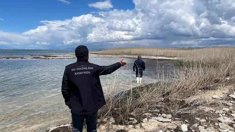 Beyşehir Gölünde denetimler sürüyor

