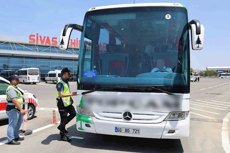 Sivas’ta bayram öncesi trafik denetimleri arttı
