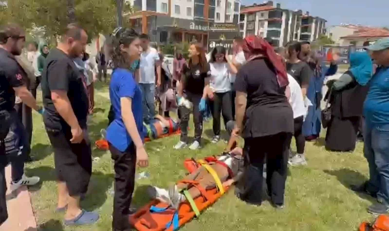 Aksaray’da 2 otomobil çarpıştı: 4 yaralı
