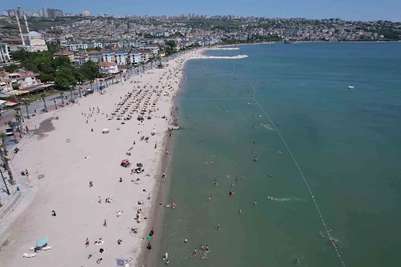 Kurban Bayramı ilk gününde vatandaşlara sahillere koştu
