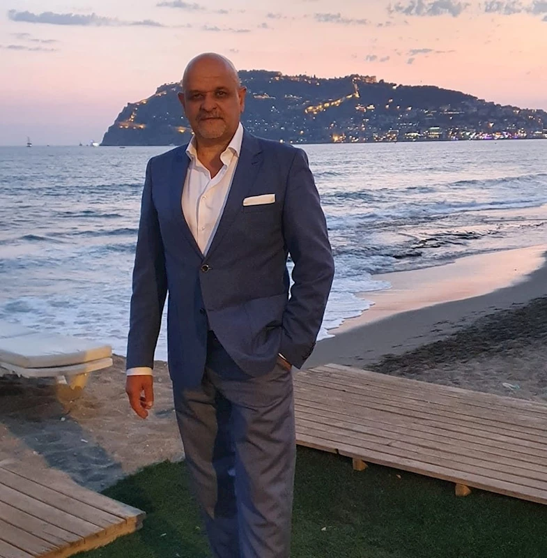 Alanya’da uçuruma yuvarlanan araç sürücüsü hayatını kaybetti
