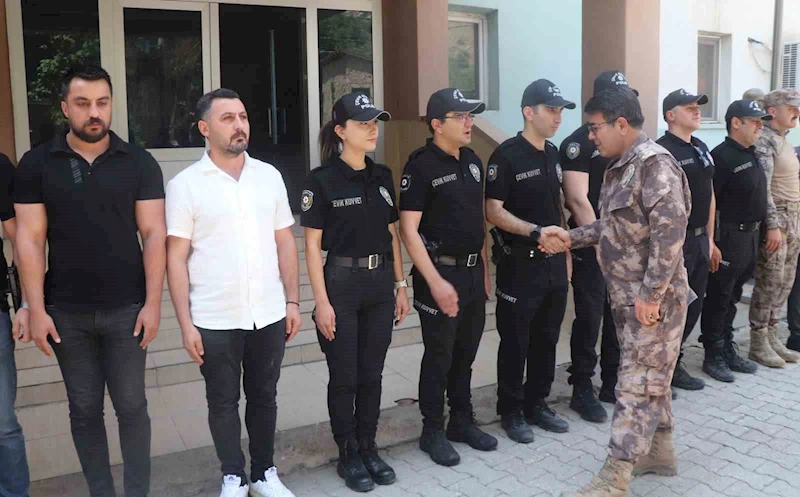 Emniyet Müdürü Yılmaz sınırda bayram mesaisinde
