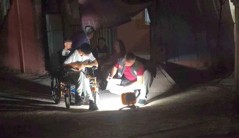 Çıkan tartışmada kendi silahından çıkan kurşunla yaralandı
