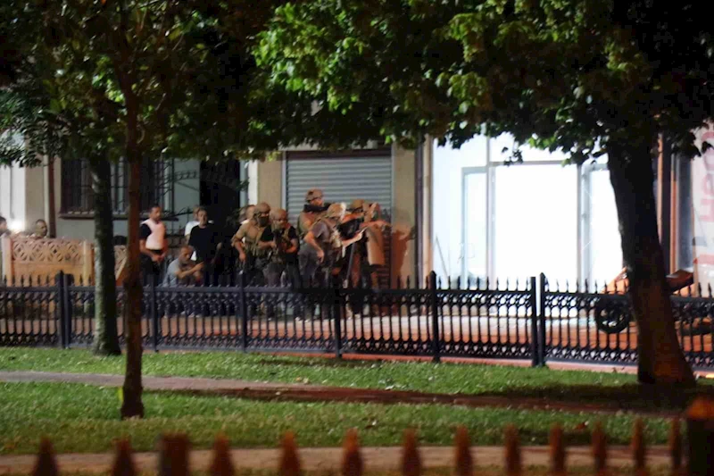Yaralı şekilde polise 6 saat direnmişti: Hastanede tedavisi biten şüpheli tutuklandı
