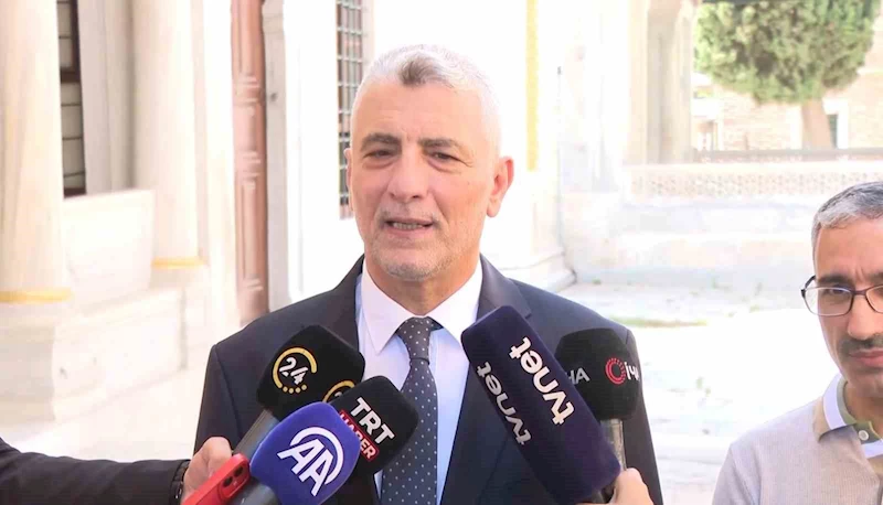 Ticaret Bakanı Ömer Bolat Ayasofya-i Kebir Camii Şerifi’nde düzenlenen mevlit programına katıldı
