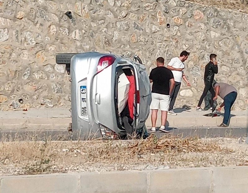 Kütahya’da takla atan aracın sürücüsü yaralandı
