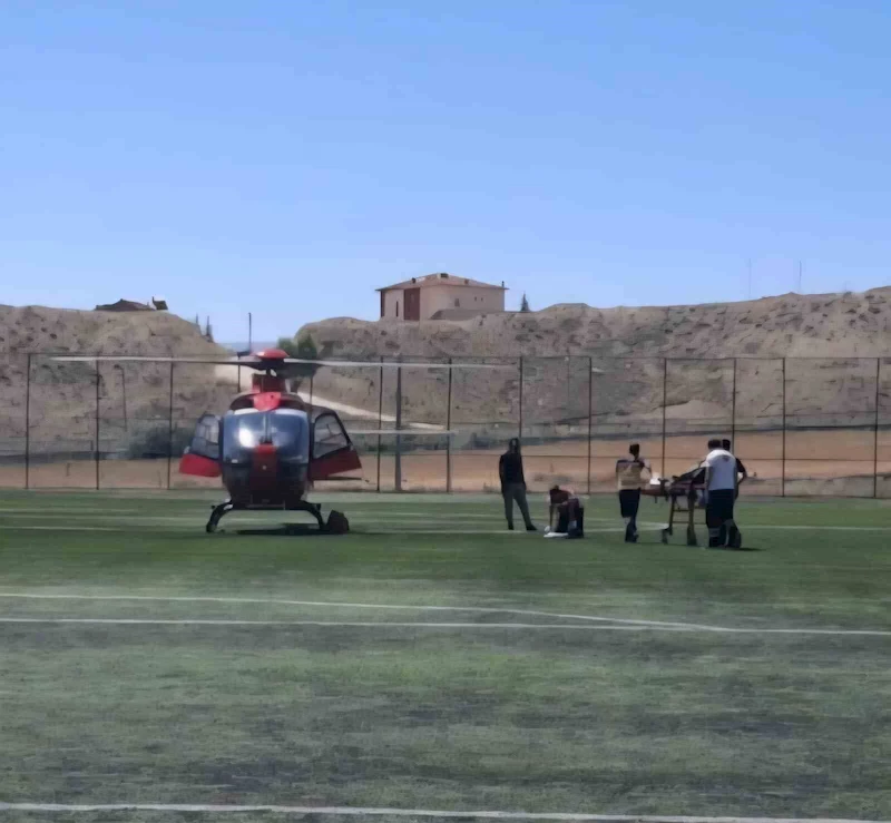 Kalp krizi geçiren hasta hava ambulansı ile Malatya’ya sevk edildi
