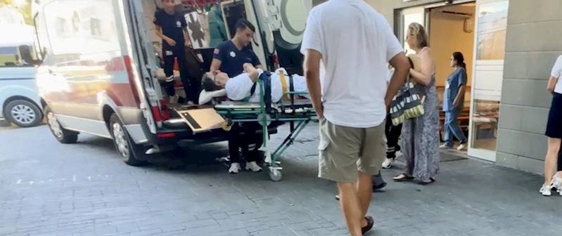 Leros Adası’nda fenalaşan gazeteci Hasan Cemal deniz ambulansıyla Bodrum’a getirildi
