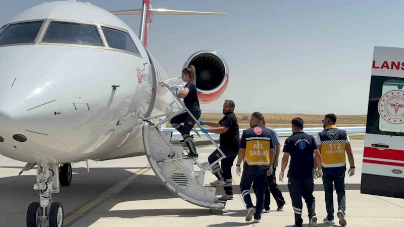 Ağrı’da prematüre doğan bebek, uçak ambulansla sevk edildi
