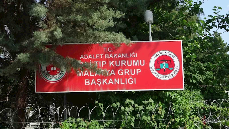 Malatya’da otomobilin çarptığı yaşlı adam hayatını kaybetti
