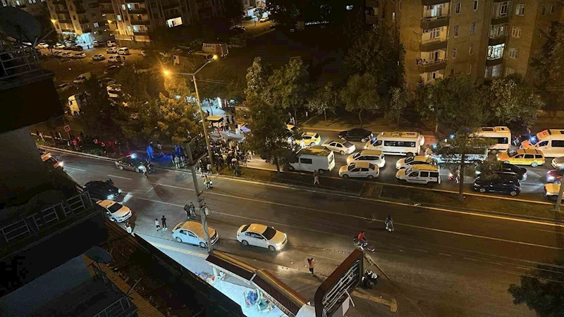 Diyarbakır’da yunus polisler kaza yaptı: 3 yaralı
