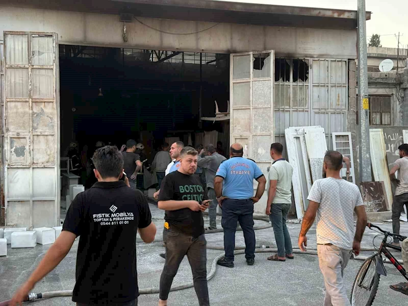 Mobilya dükkanında yangın
