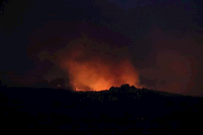 Eskişehir’de orman yangınına havadan müdahaleye ara verildi
