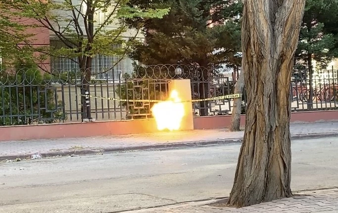 Konya’da sokakta unutulan çanta paniğe neden oldu, fünye ile patlatıldı
