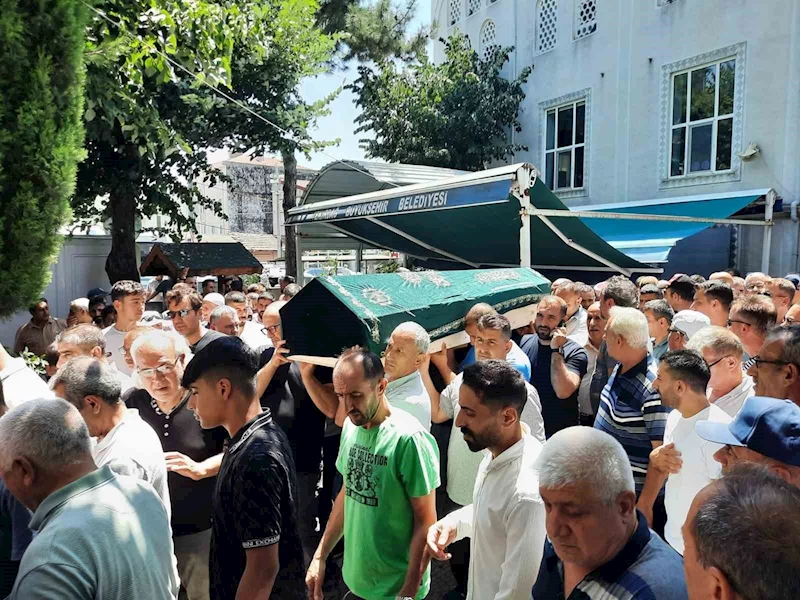 16 yaşındaki Dindar gözyaşlarıyla uğurlandı
