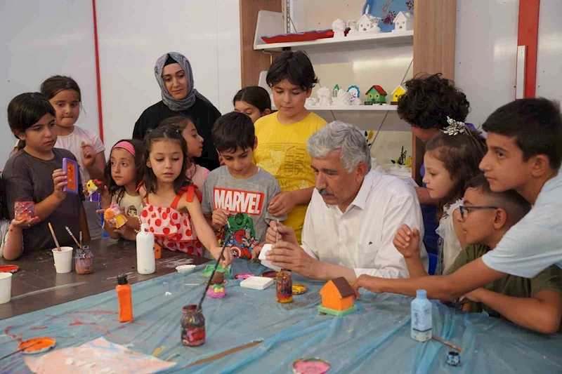 Kahta Belediyesi yaz sanat kursları genç yetenekleri yetiştiriyor
